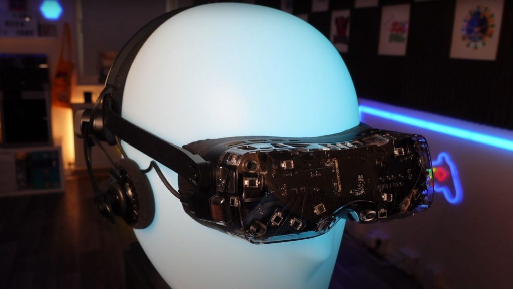 Die Bigscreen Beyond 2 ist perfekt für alle, denen VR-Brillen bislang immer zu groß und unhandlich waren. Und für Fans von Ready Player One irgendwie auch.